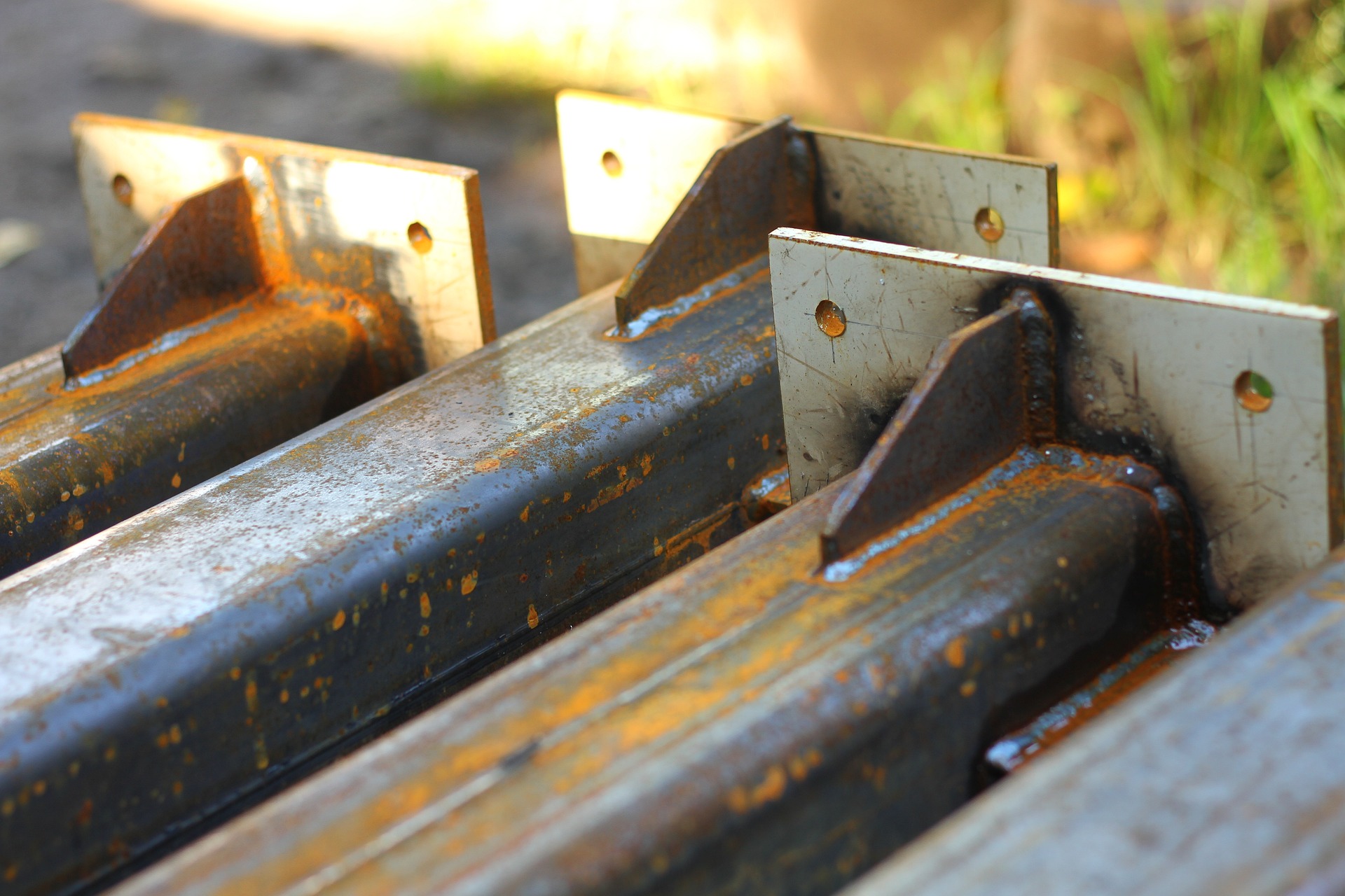 Sztuka obróbki metalu w sercu Dolnego Śląska: Unikatowość i tradycja