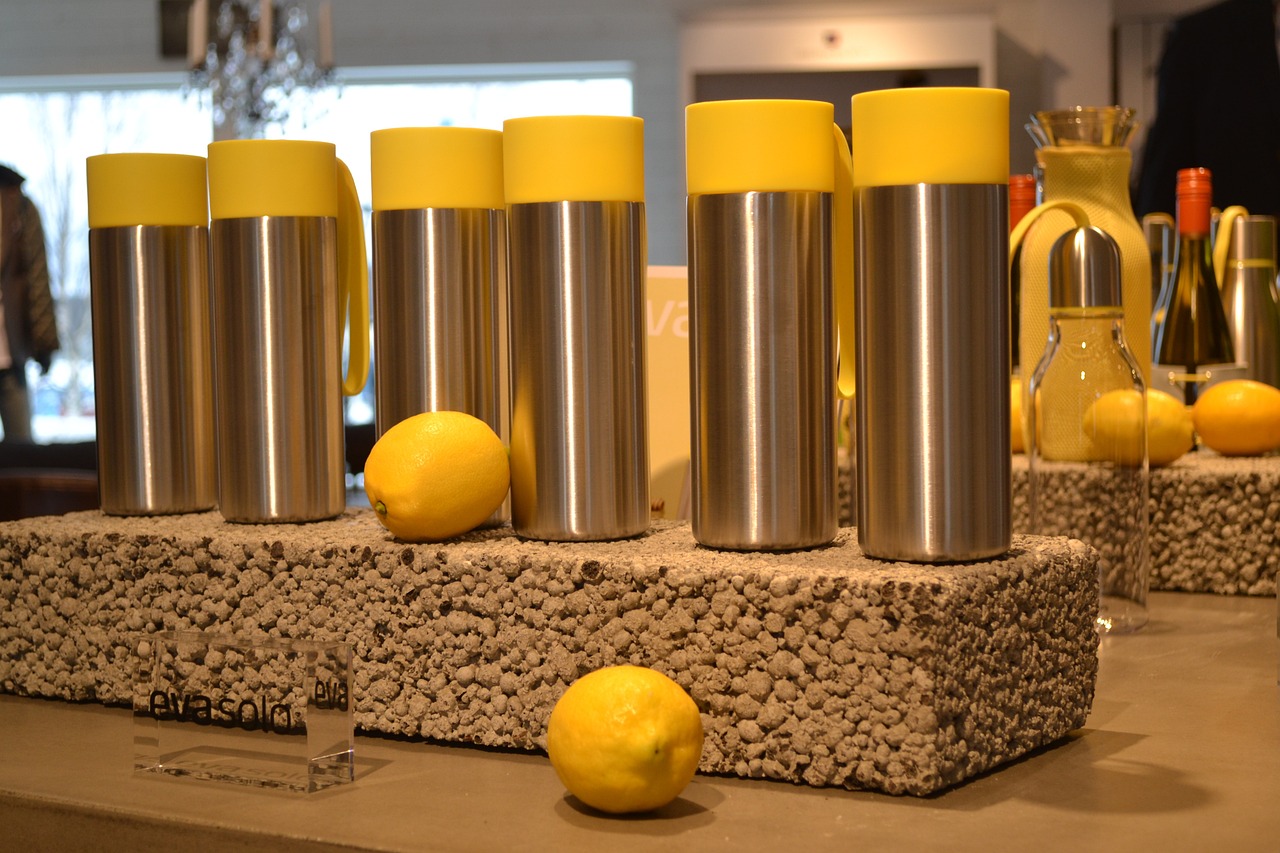 Nowoczesne Rozwiązania w Dziedzinie Prezentów Biznesowych: Kubki Termiczne z Indywidualnym Nadrukiem